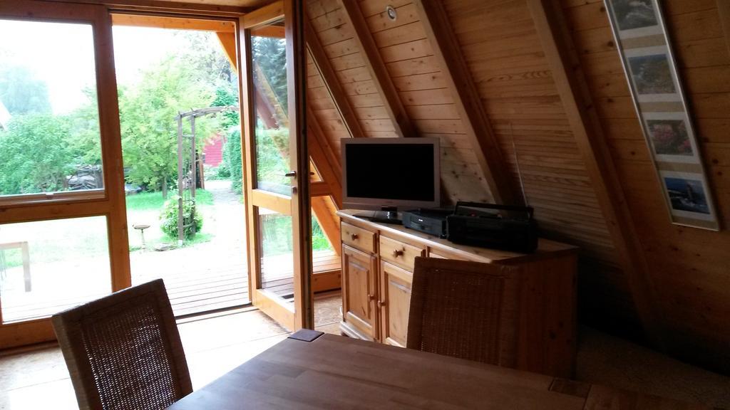 Nurdachhaus Ferienpark Schellbron Schellbronn Zimmer foto